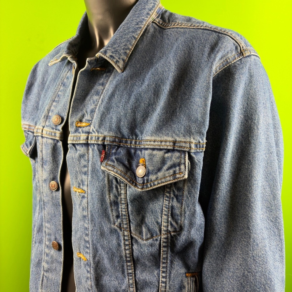 VTG Levis 1989 Flannel Lined Denim Trucker Jean Jacket Mens M 50" USA Made 70699